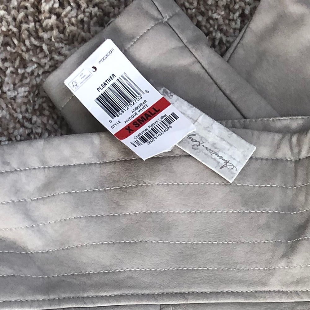 tan jacket - Picture 4 of 5